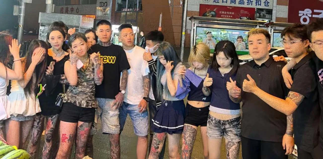 沈阳精神小妹采访节目热度高涨 其中一女主播被曝做过黄播 其直播打炮视频遭曝光