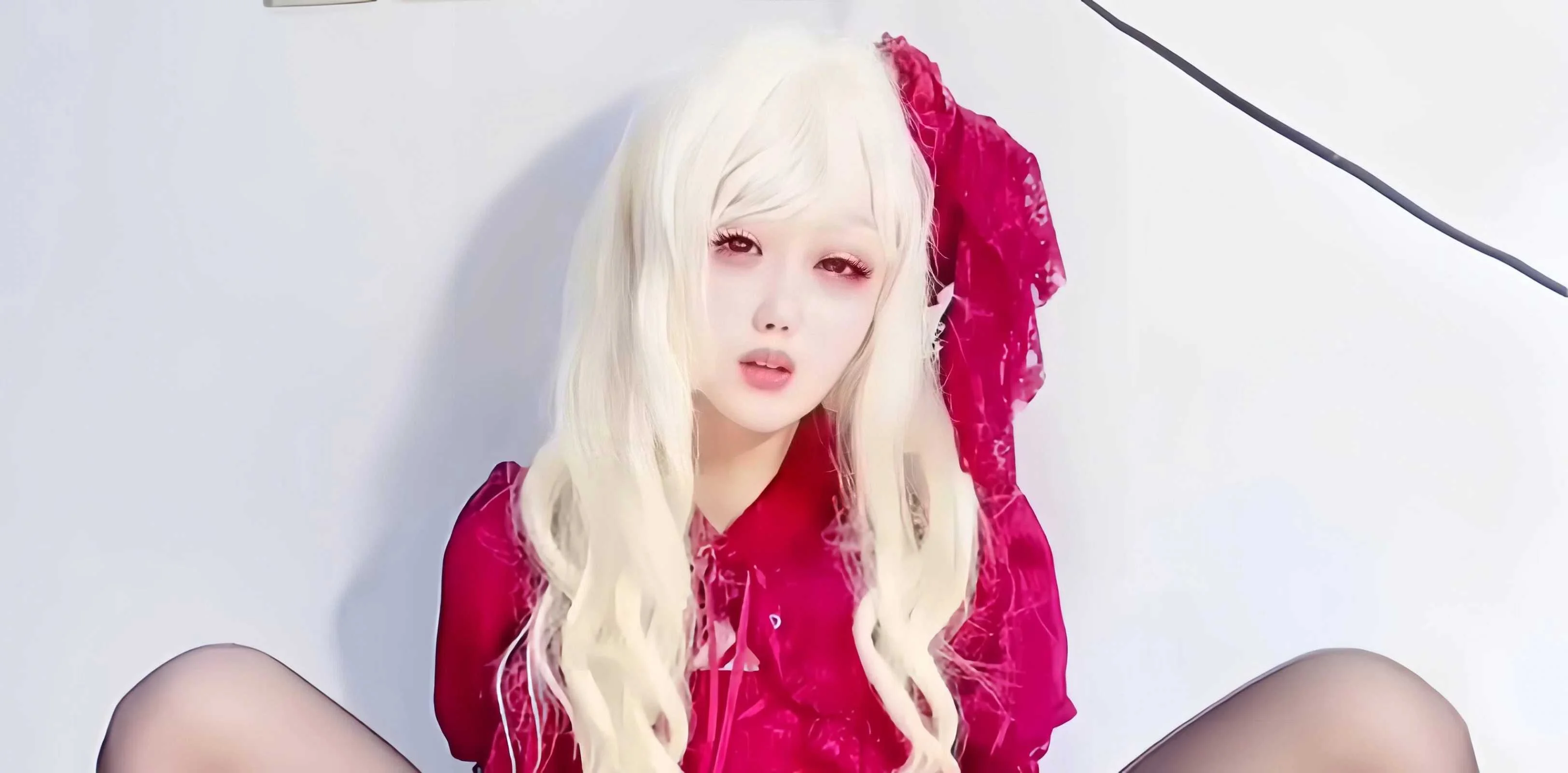反差萌嫩妹芝士喵扮情趣女仆 班长为保密献身狂野自慰高潮之夜 这清纯萝莉脸配女仆装开档猛插也太犯规了吧