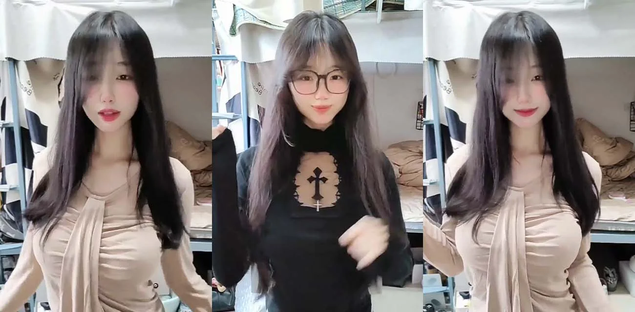 抖音网红 小宅源 私人定制超大尺度福利流出 童颜巨乳清纯无比 后入视角扣逼反差的很