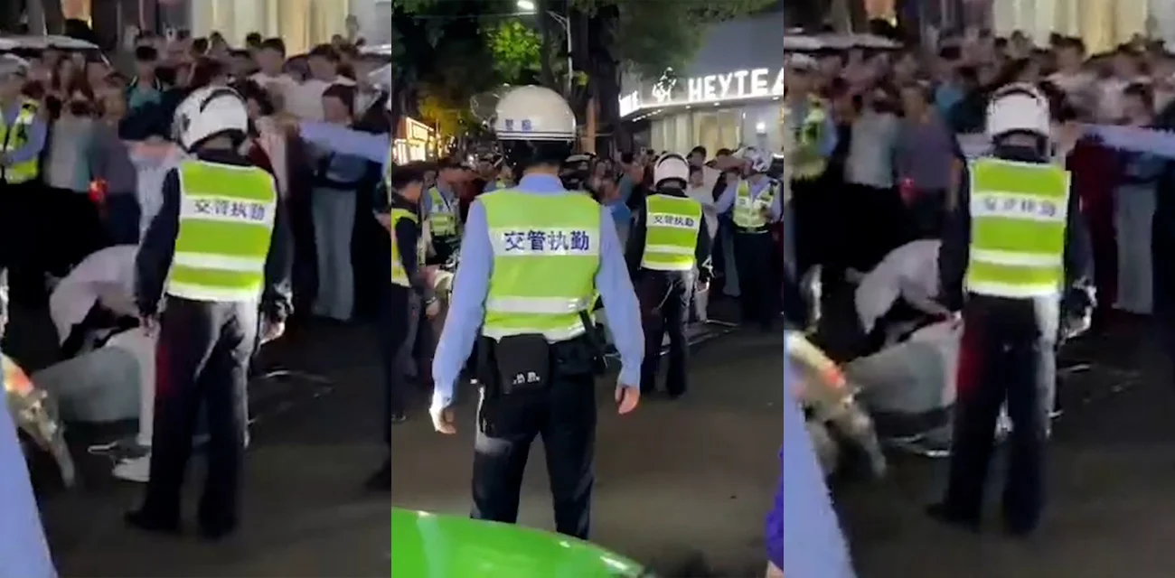 怀远精神小妹持刀上街互砍  暴力现场多人围观  多平台相关内容均已删除