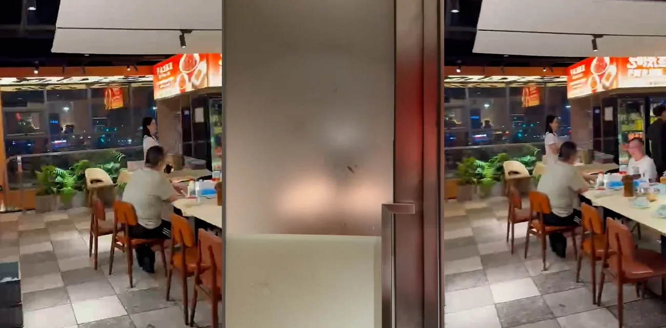 深圳首店五溪红小子厕所惊现啪啪现场  一对男女喝醉直接开干  门外人排队听呻吟