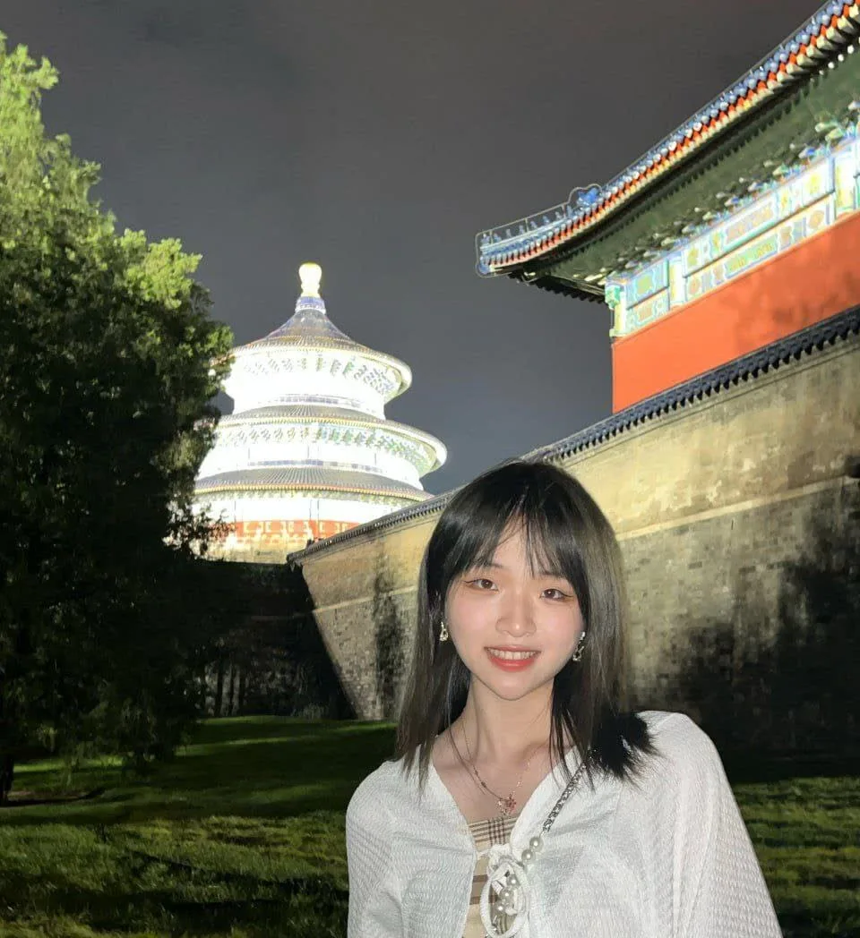 大连艺术学院周韩雅被包养黑料视频重磅流出 黑丝勾引金主后入打桩 更有洗澡打视频裸聊