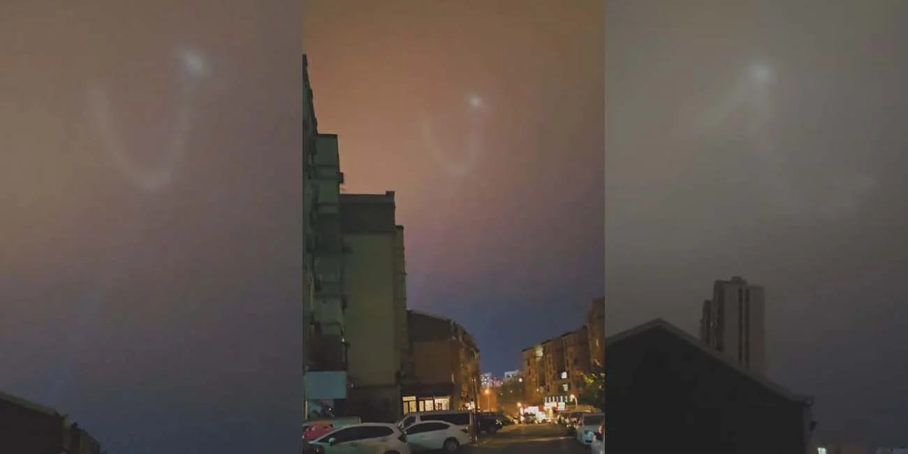 大连夜空惊现UFO 一排发光物体盘旋变形 诡异又震撼 究竟是外星人还是有心人之人为之？