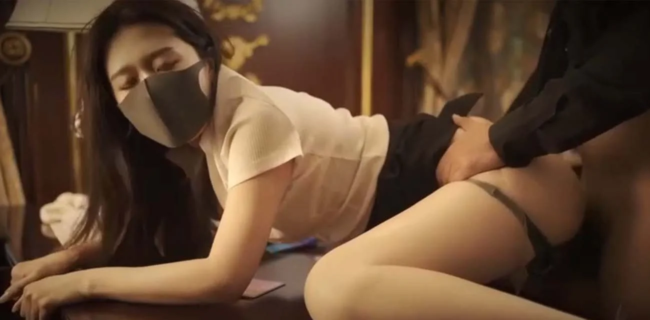 超人气女神 桥本香菜 化身淫荡女秘书 紧身职业装穿搭诱惑 各种姿势被大屌塞满