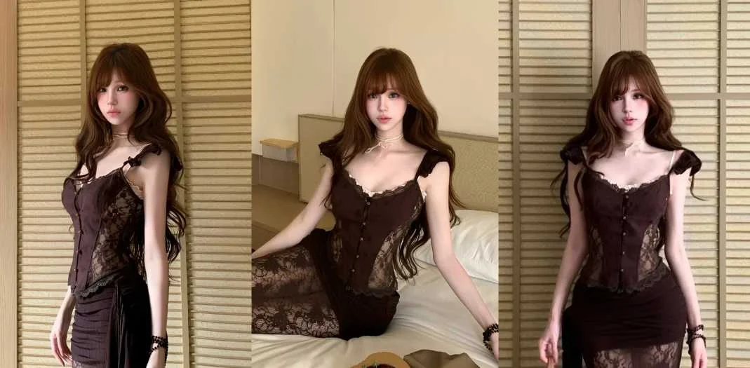 打开房门爆操熟女老妈 随时可能被邻居撞见的感觉太他妈刺激了！